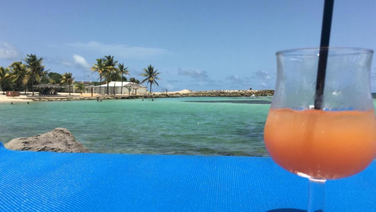 Studio Vue Mer Piscine Plage Kaz Punch Manganao Chez Julie Saint-Francois  Bagian luar foto