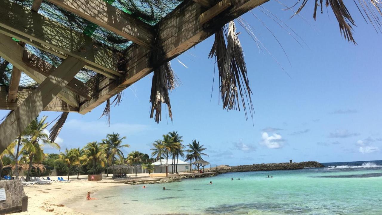 Studio Vue Mer Piscine Plage Kaz Punch Manganao Chez Julie Saint-Francois  Bagian luar foto